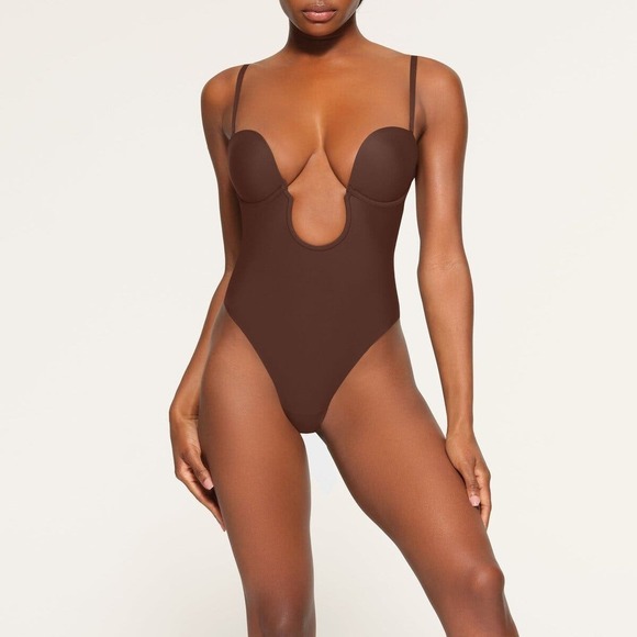 SKIMS Deep Plunge Shapewear Bodysuit Cocoa Brown NWT Size 4X - Picture 1 of 9